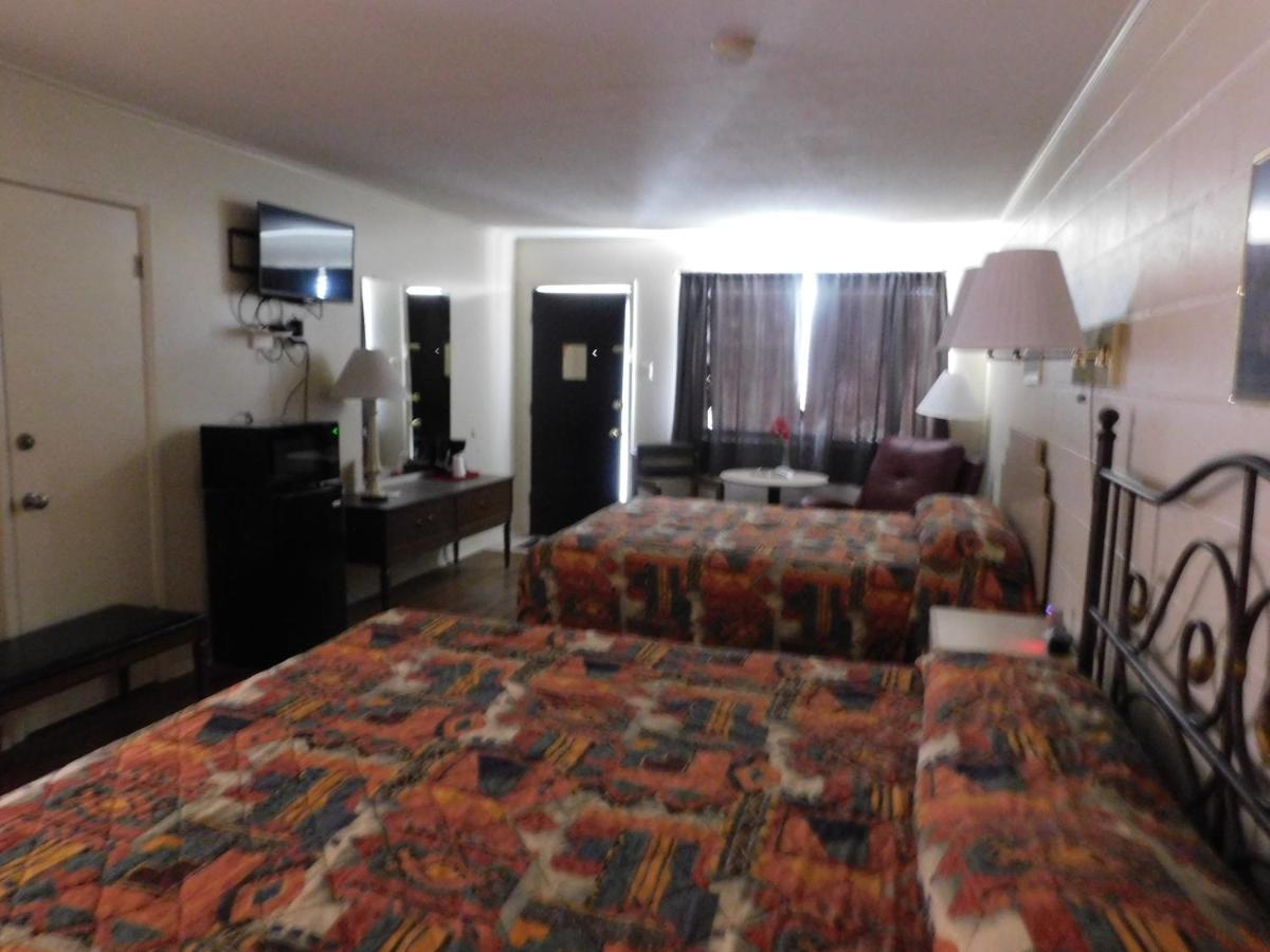 Royal Host Motel ลาสครูเซส ภายนอก รูปภาพ